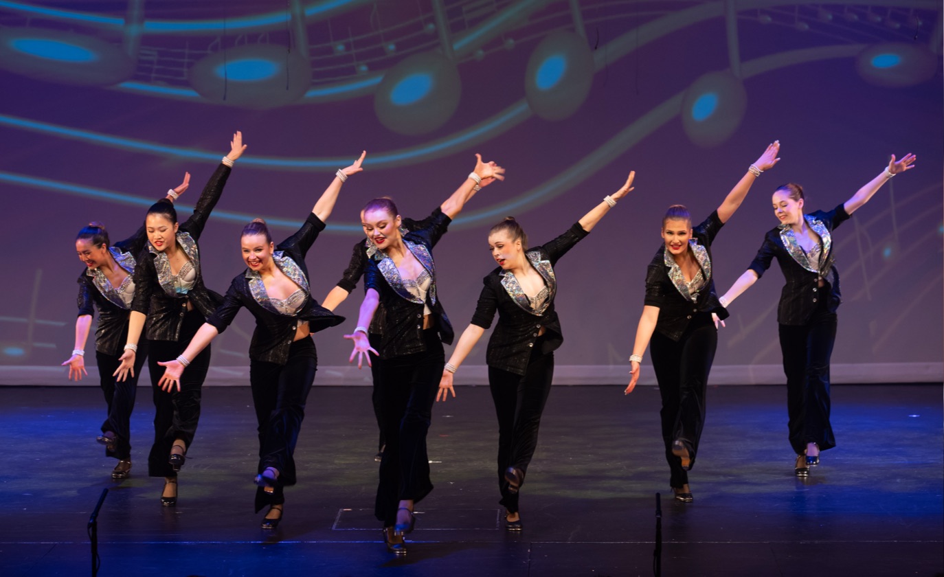 Musical theatre 8 - The Dance Studio